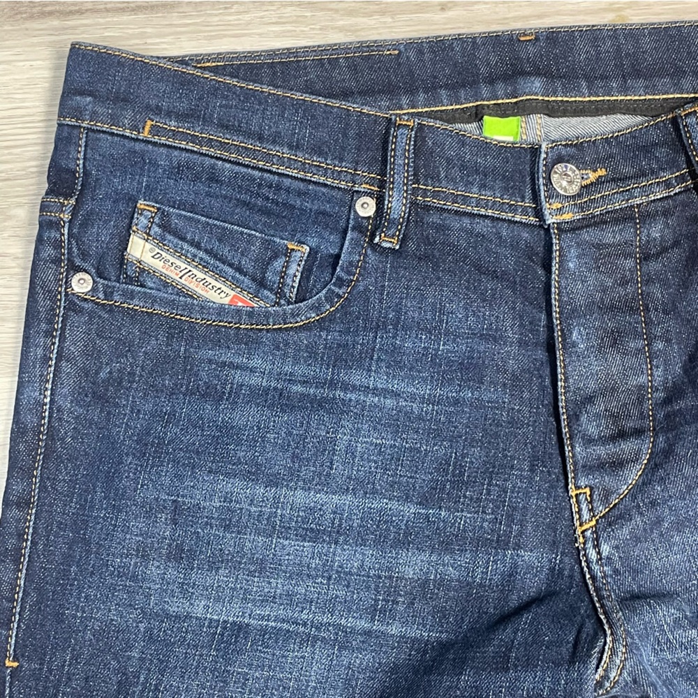 Diesel D-VOCS Bootcut Dark Blue  Jeans with ankle zippers sz 34